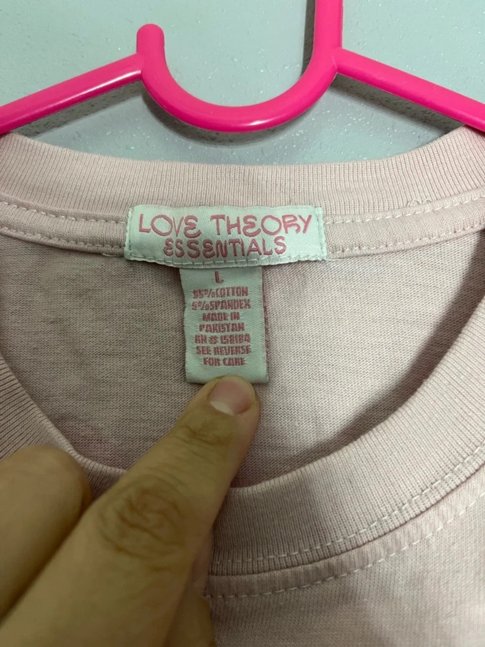 Love Theory Essentials Pink Crop Tee with Magenta 'Los Angeles' Script - Picture 2 of 6